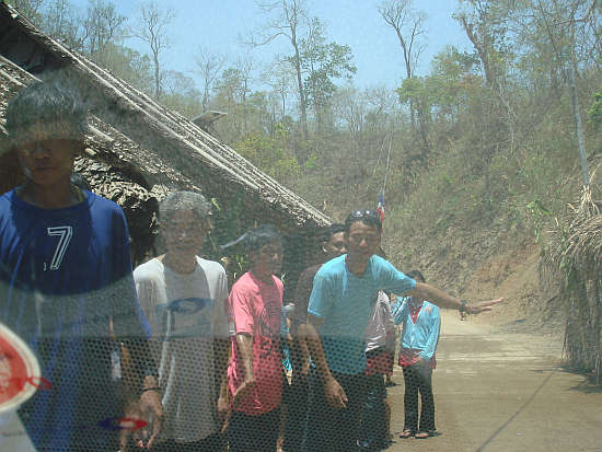 The villagers near the harbor at Mae Sam Lab