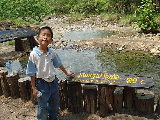 Hot Spring 80 degrees Celsius